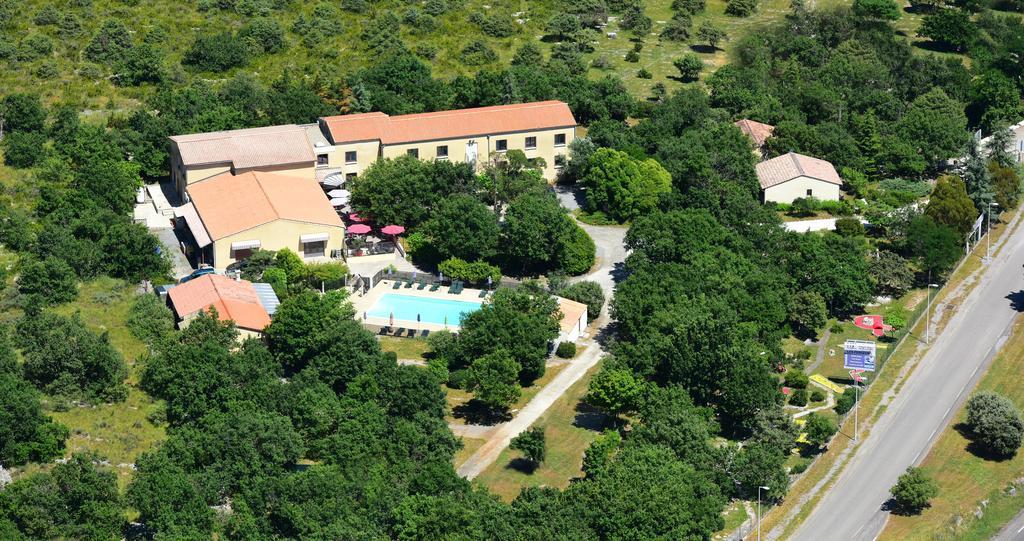 Hotel Les Persedes Lavilledieu  Exterior foto