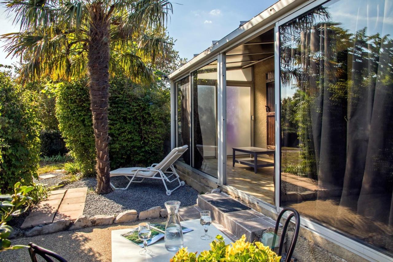 Hotel Les Persedes Lavilledieu  Exterior foto