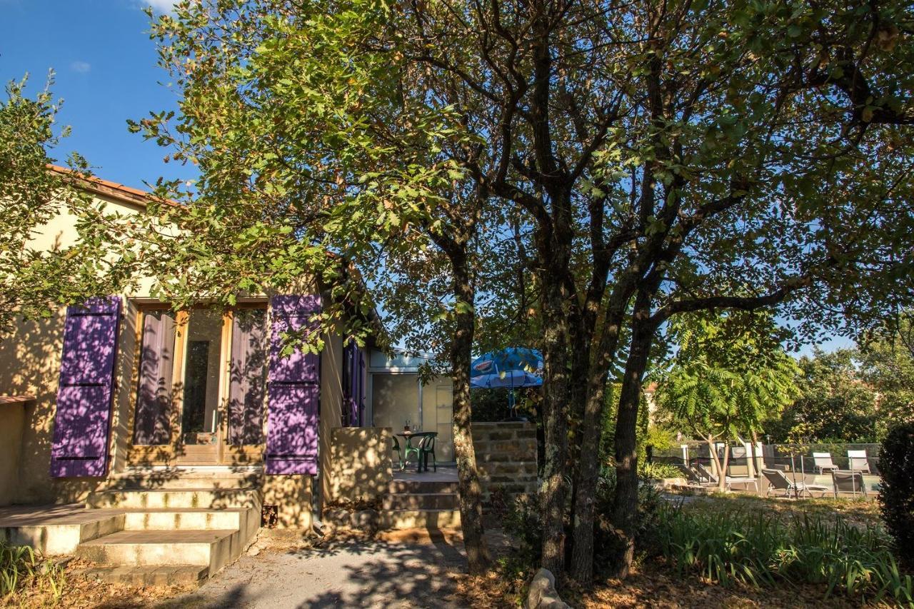 Hotel Les Persedes Lavilledieu  Exterior foto