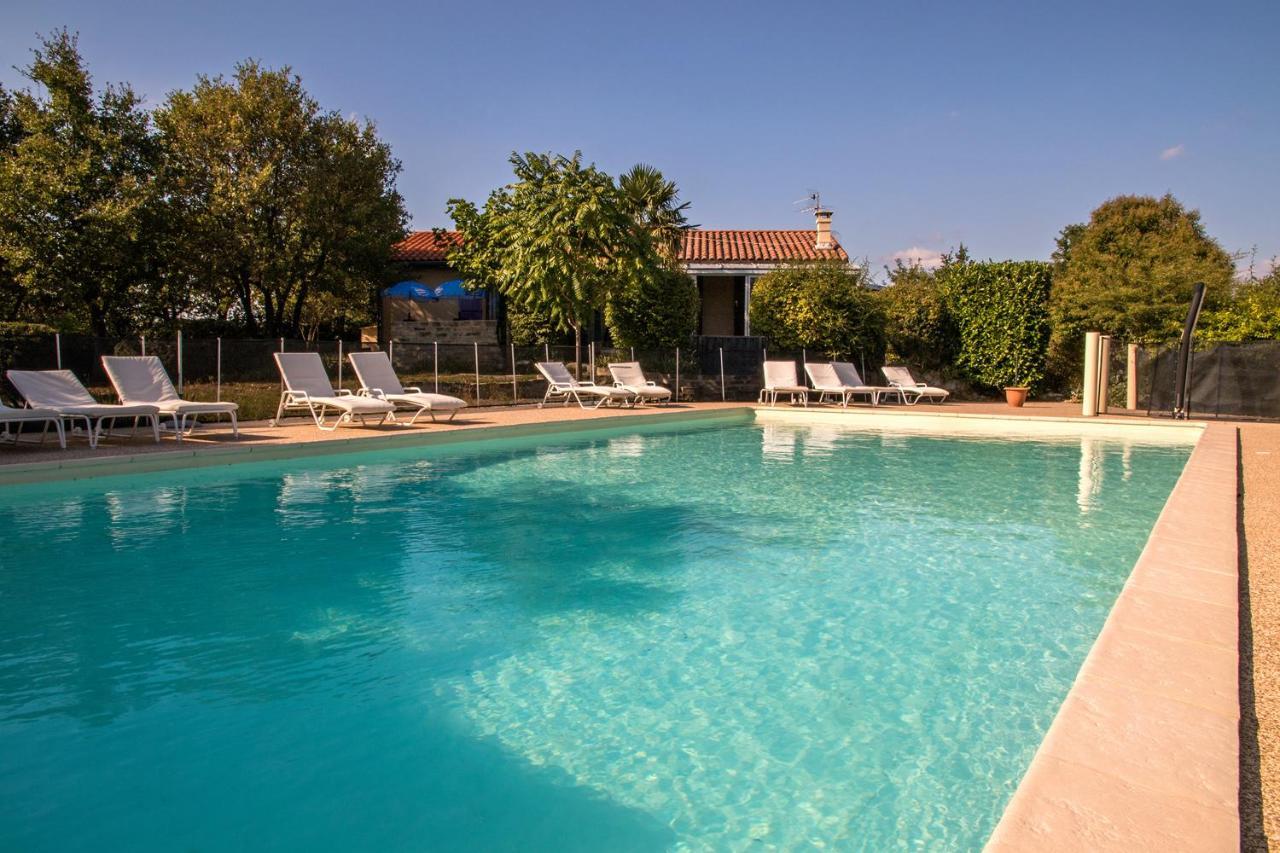 Hotel Les Persedes Lavilledieu  Exterior foto
